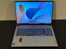 Lenovo IdeaPad Slim 5 16IAH8