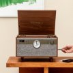 Victrola VTA-830SB Century Walnoot Victrola VTA-830SB Century Walnoot